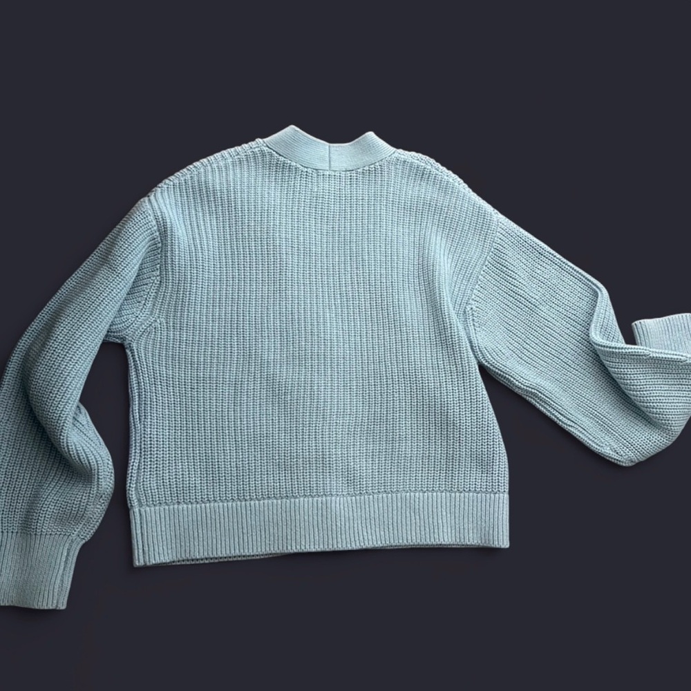 H&M Light Blue Chunky Rib V-Neck Cardigan Sweater - Picture 3 of 4